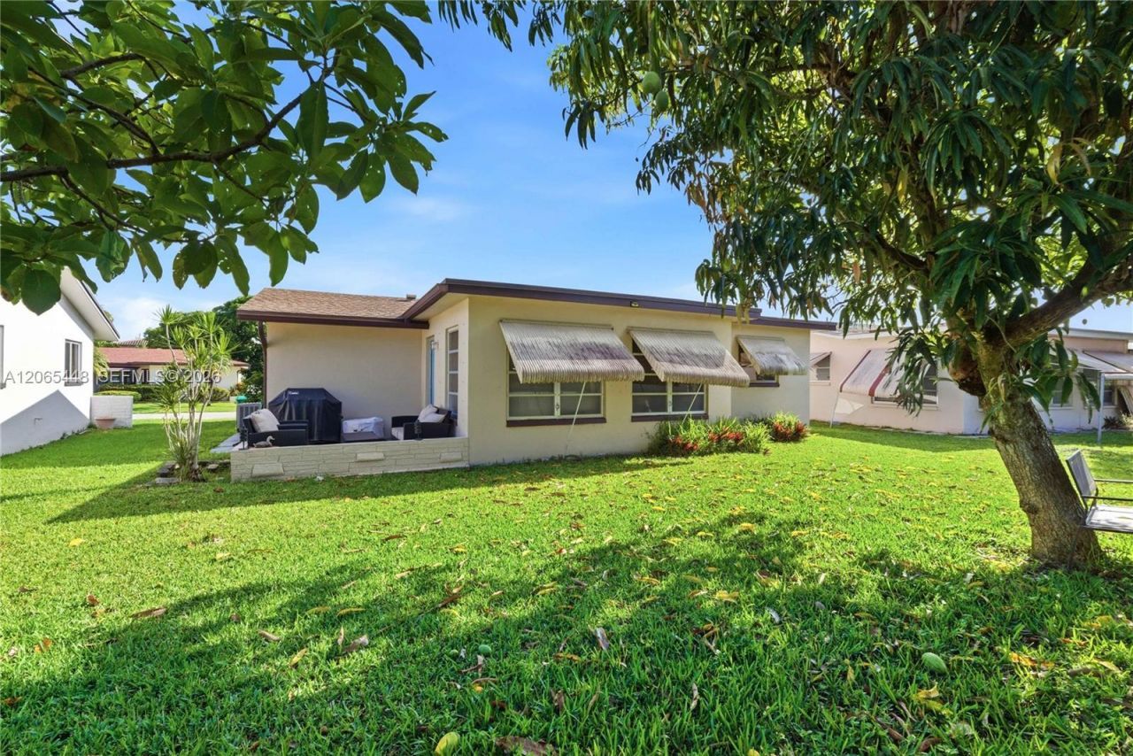 4916 NW 55th Ct , Tamarac, FL 33319 Photo