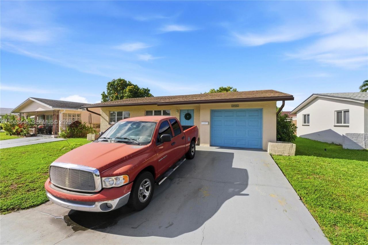 4916 NW 55th Ct , Tamarac, FL 33319 Photo