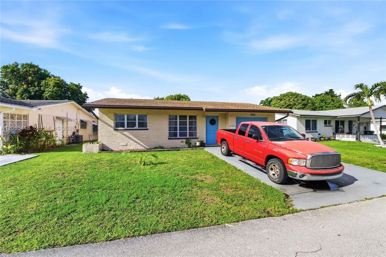 4916 NW 55th Ct , Tamarac, FL 33319 Photo