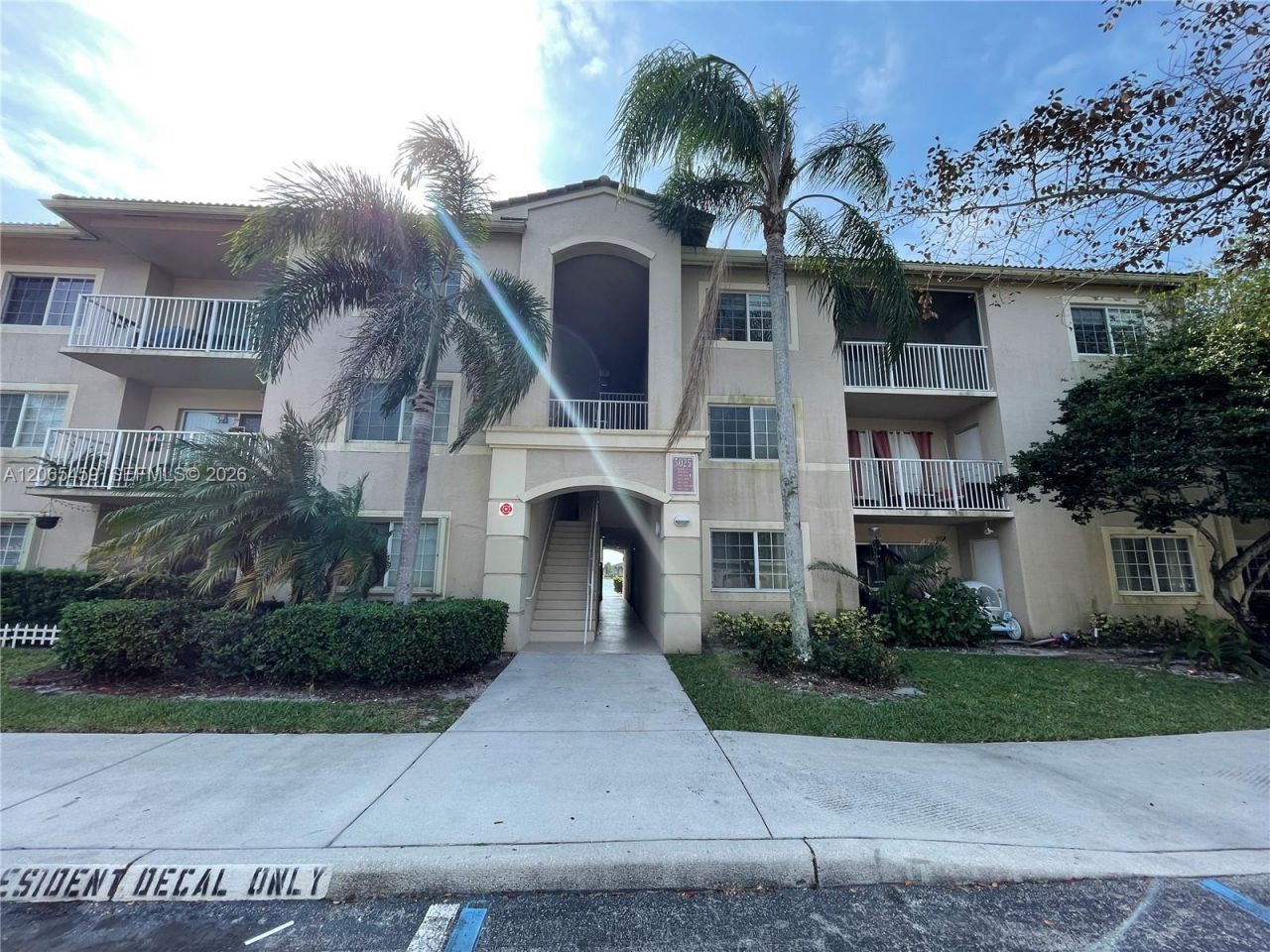 5025 Wiles Rd, Unit 303, Coconut Creek, FL 33073 Photo