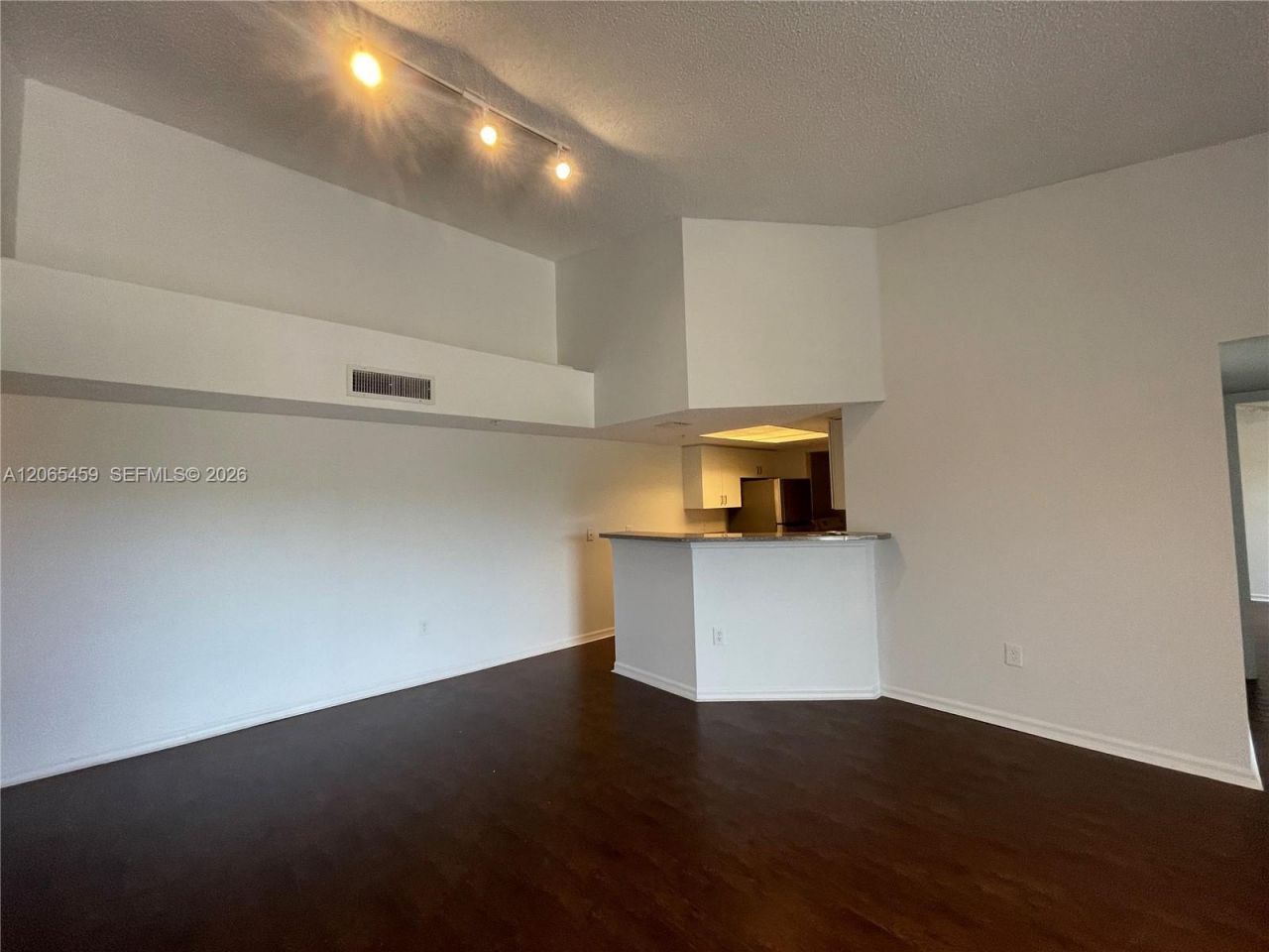 5025 Wiles Rd, Unit 303, Coconut Creek, FL 33073 Photo