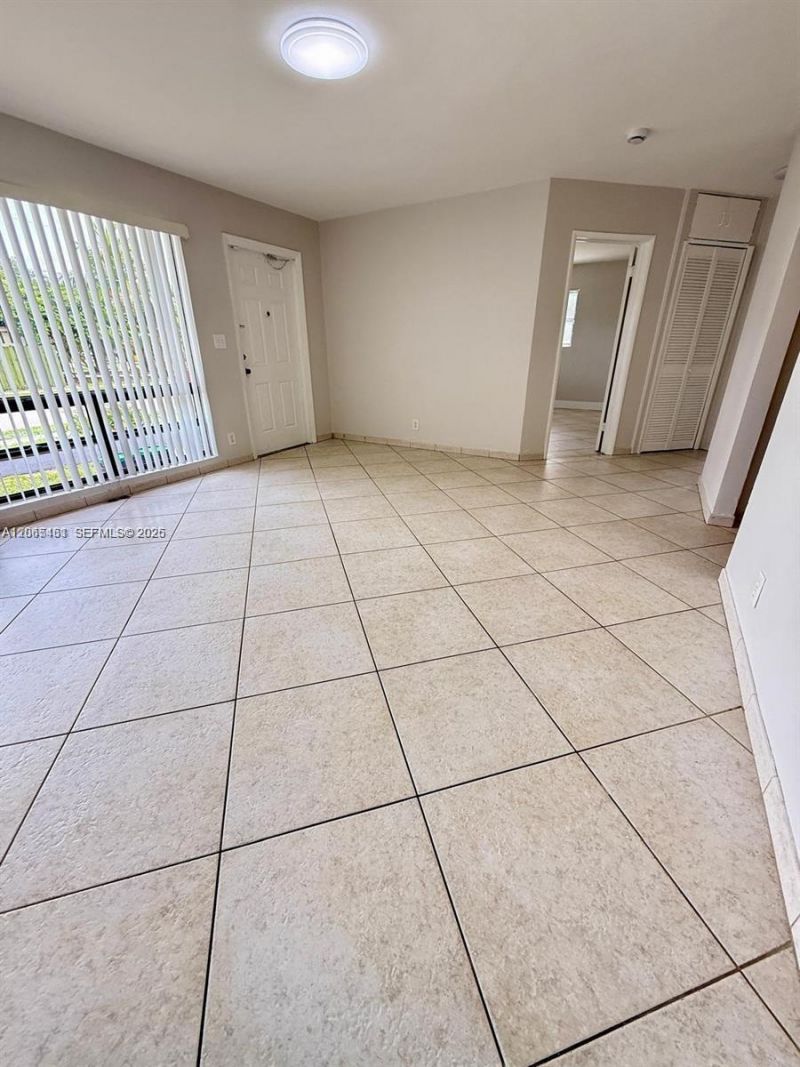 2240 N 57th Way, Hollywood, FL 33021 Photo