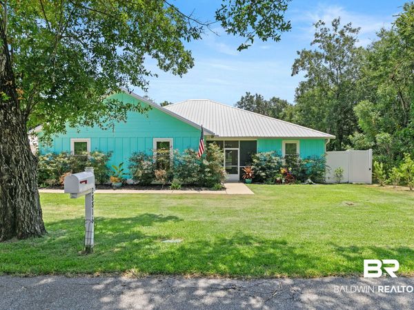 28816 Sampson Ave, Orange Beach, AL 36561
