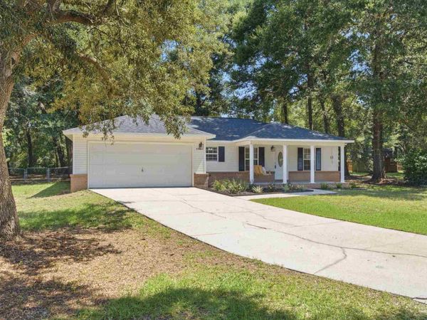 5708 Bronco Pl, Milton, FL 32570