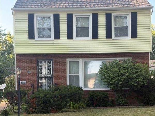 16803 Eldamere , Cleveland, OH 44128