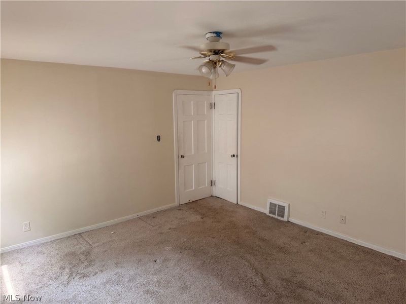 16803 Eldamere, Cleveland, OH 44128 Photo 24