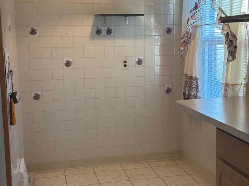 16803 Eldamere , Cleveland, OH 44128 Photo 6