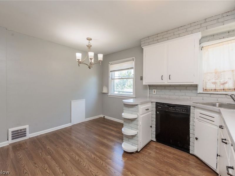 5239 E 115th Street, Garfield Heights, OH 44125 Photo 23