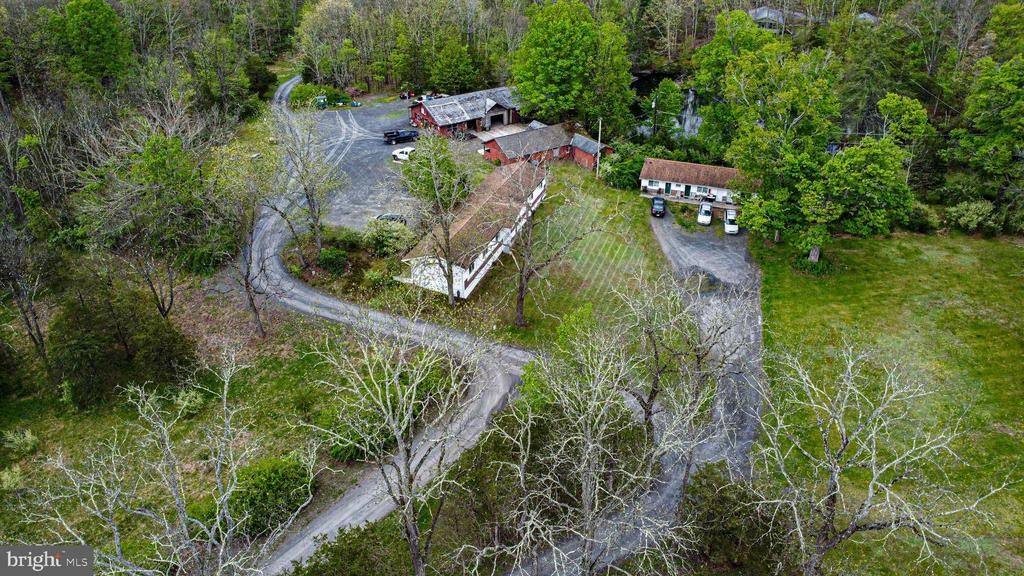 174 SPORTS CAMP ROAD , EAST STROUDSBURG, PA 18302