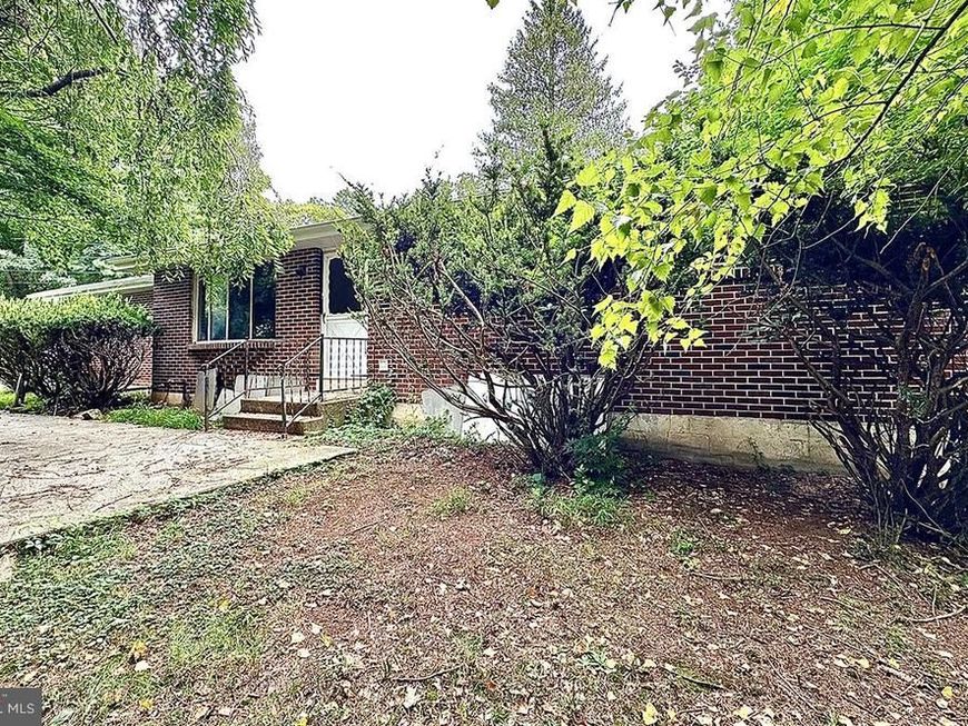 420 Chapel Hill Road , Sinking Spring, PA 19608 Main Photo