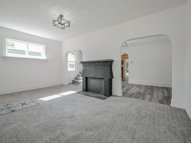 344 E Market Street, Urbana, OH 43078 Photo 9