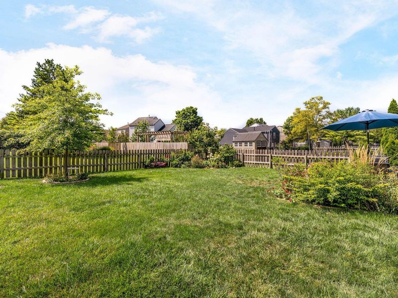 5109 Hilliard Green Drive, Hilliard, OH 43026 Photo 4