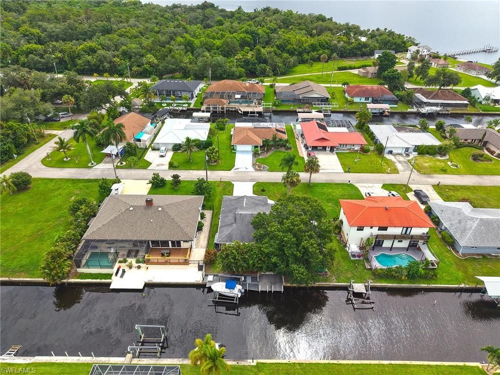 7228 Reymoor Dr , North Fort Myers, FL 33917 Photo