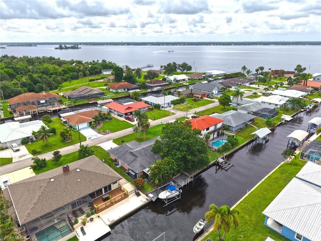 7228 Reymoor Dr , North Fort Myers, FL 33917 Photo