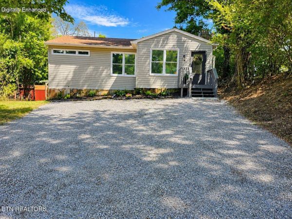 112 Pleasant Lane, Clinton, TN 37716