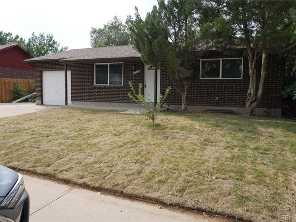 5527 Chandler Court , Denver, CO 80239
