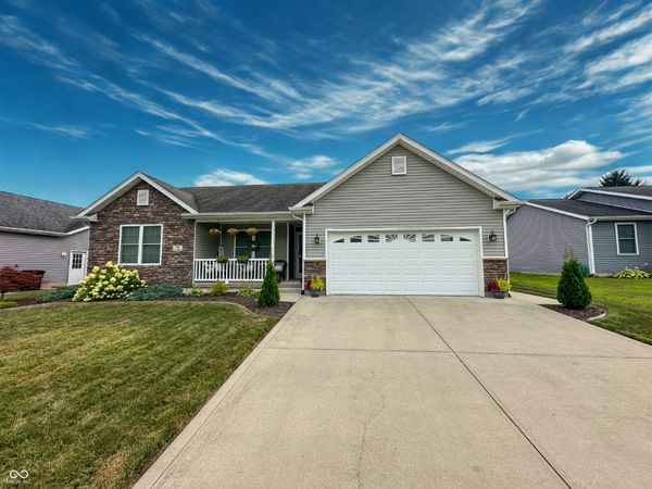 16 Hoosier Heights , Batesville, IN 47006