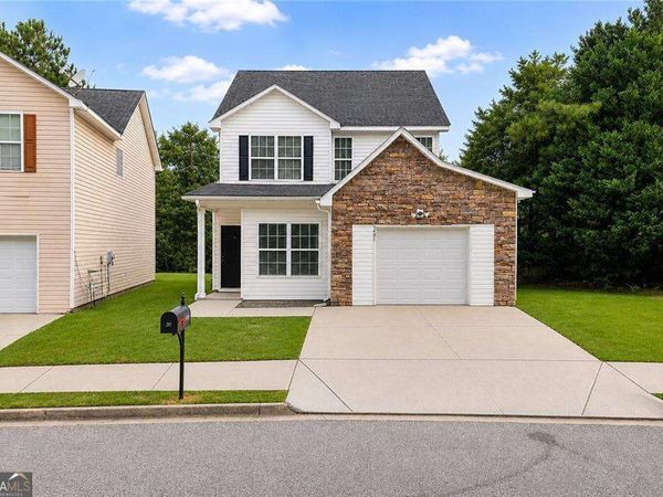 2407 Hackamore Drive, South Fulton, GA 30349
