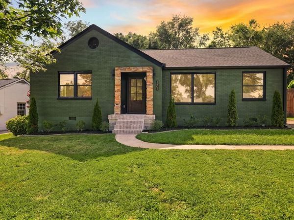 1402 Corder Dr, Nashville, TN 37206