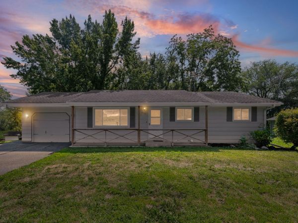 4321 Pleasant Street SE, Prior Lake, MN 55372