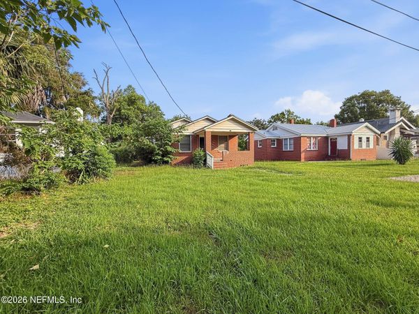 8030 HAWTHORNE Street, Jacksonville, FL 32208