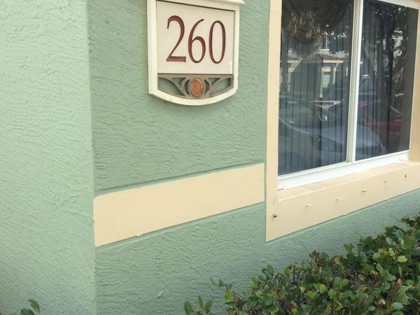 260 Crestwood Circle, Unit 102, Royal Palm Beach, FL 33411
