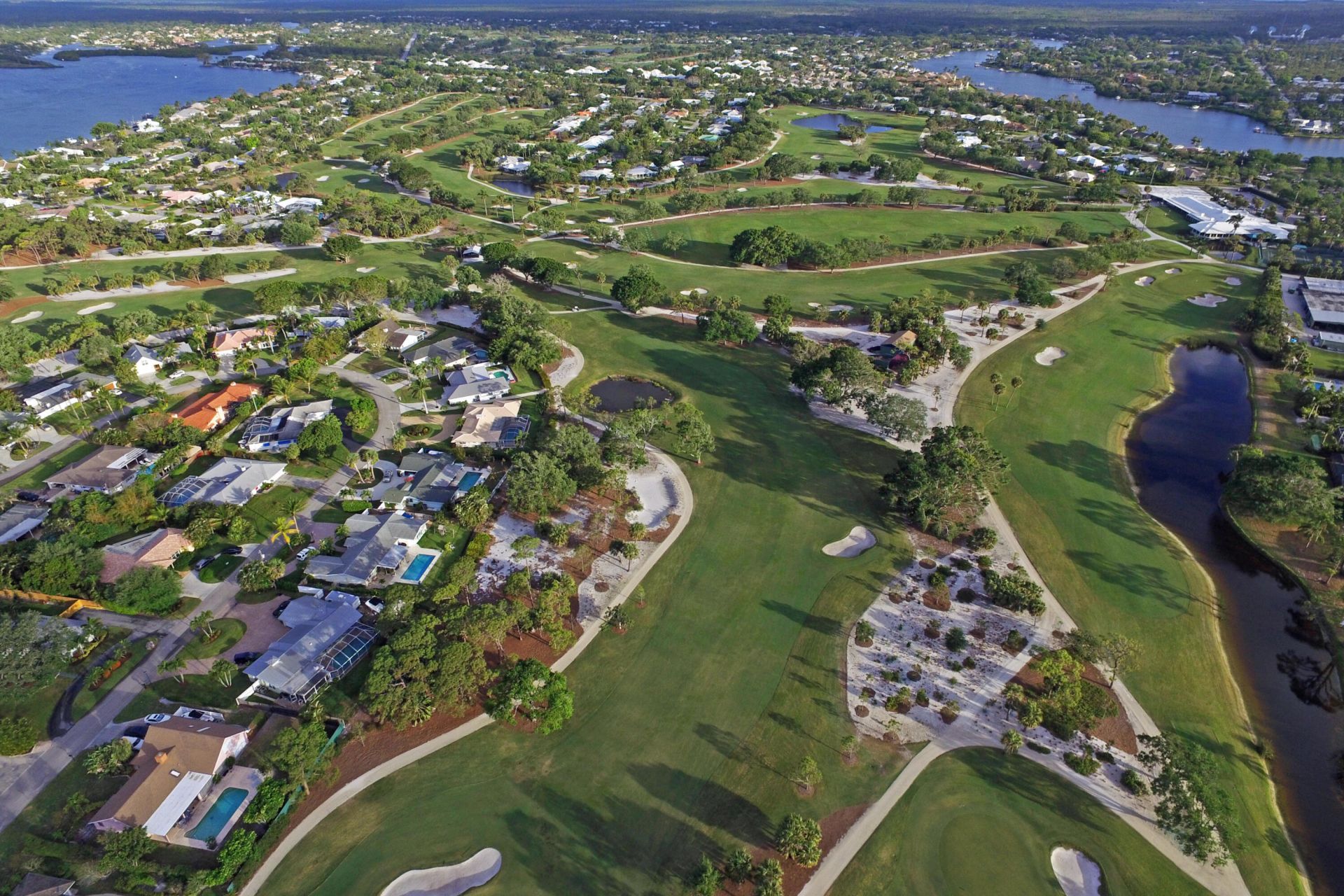 16 Country Club Circle, Tequesta, FL 33469 Photo