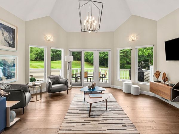 204 Country Club Way, Ipswich, MA 01938