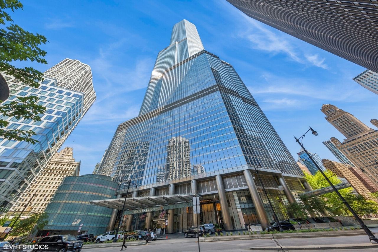 401 N Wabash Avenue, Unit 80B, Chicago, IL 60611 Main Photo