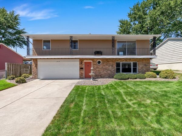 2618 N Elsie Avenue , Davenport, IA 52804