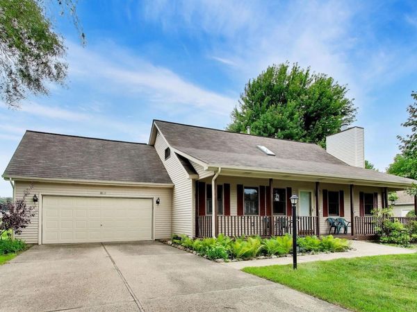 38172 N Holdridge Avenue, Beach Park, IL 60087