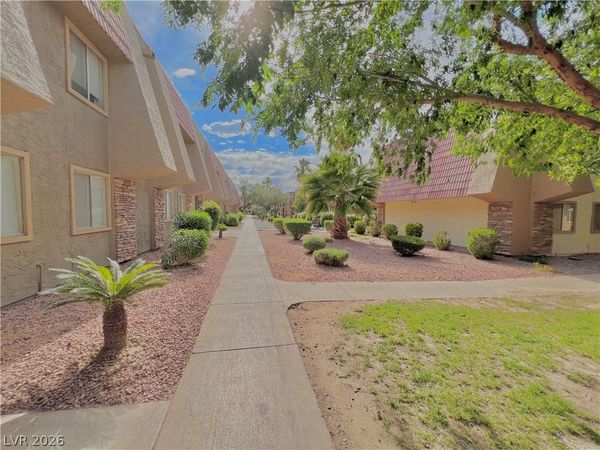 5220 INDIAN RIVER Drive, Unit 293, Las Vegas, NV 89103