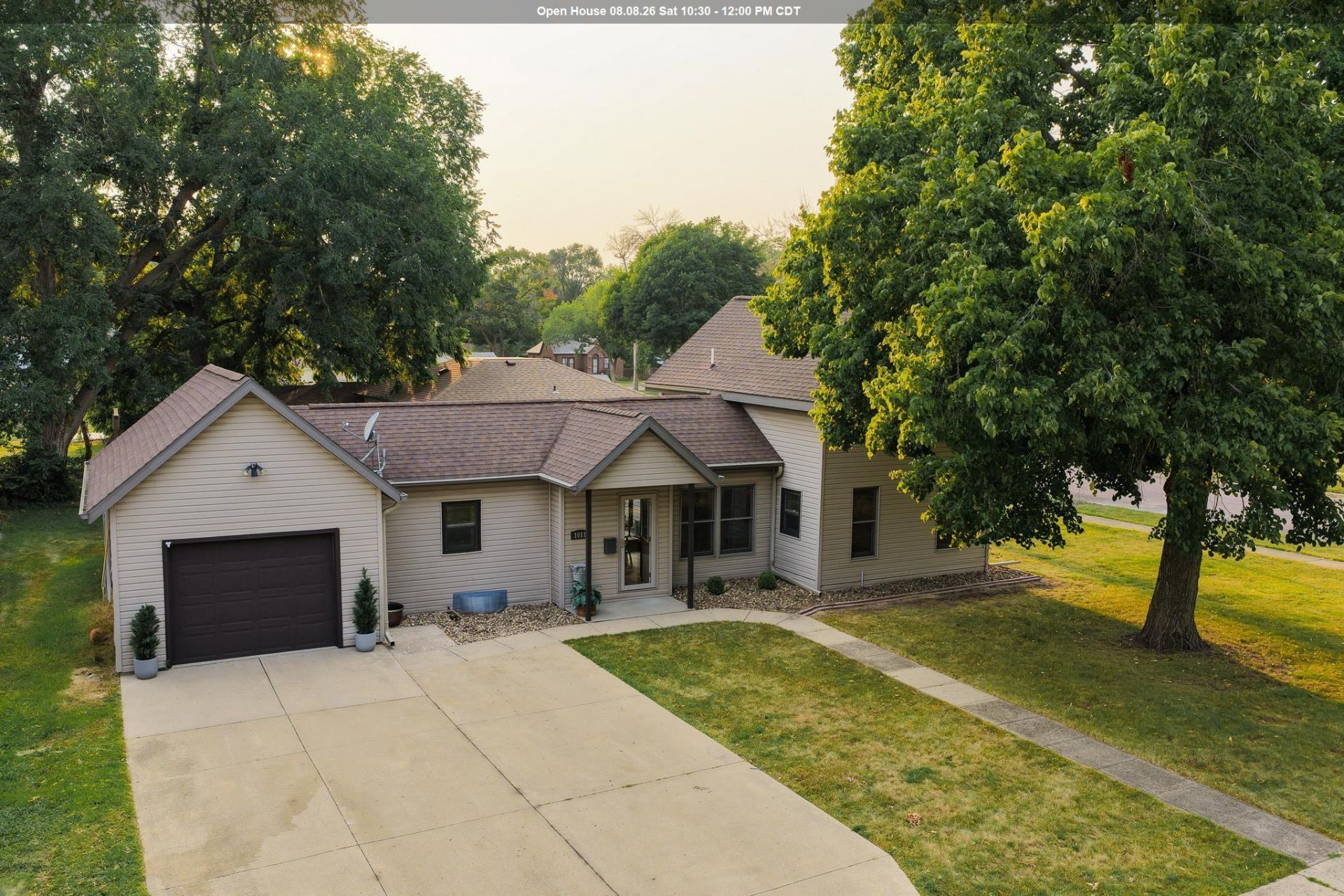 1011 N Avenue  Milford, IA 51351