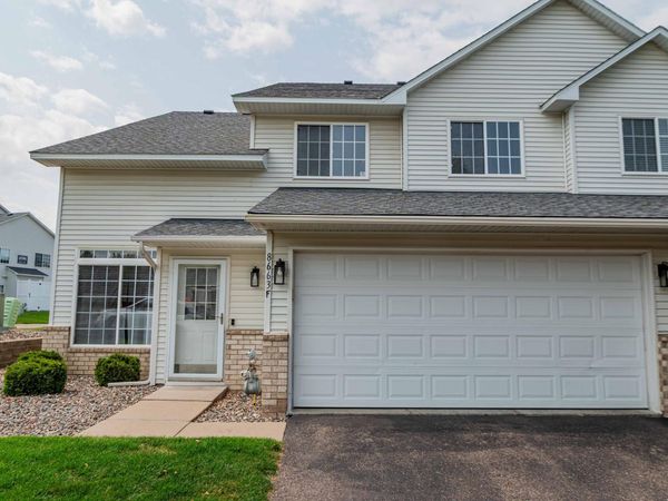 8663 Quarry Ridge Lane, Unit F, Woodbury, MN 55125