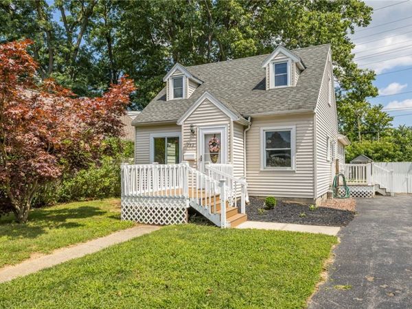 752 Bennington Drive , Rochester, NY 14616