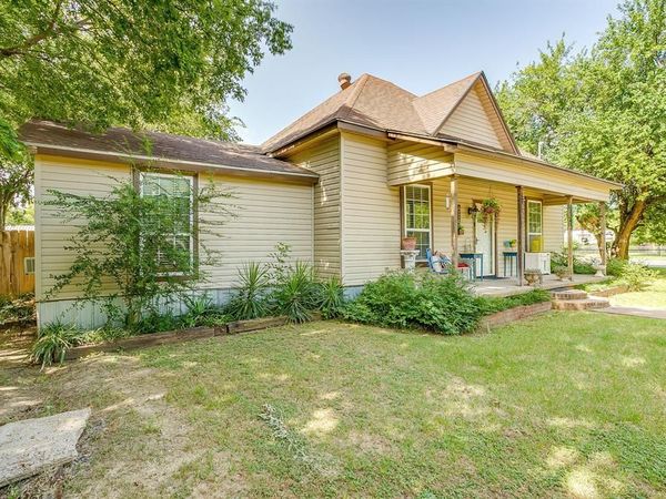 515 SW 13th Street , Mineral Wells, TX 76067