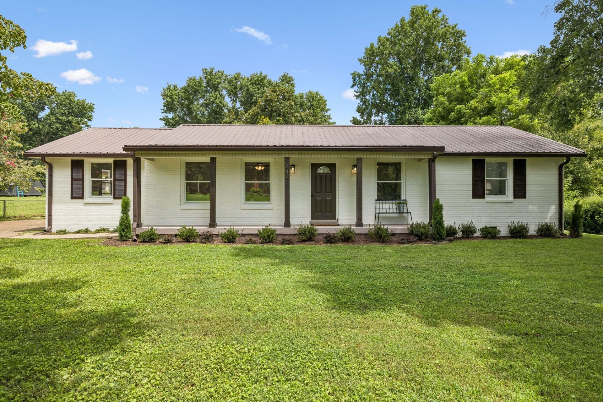 414 Hilltop Dr, Columbia, TN 38401 Main Photo