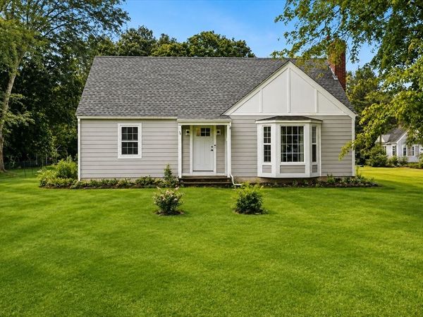35 Anawan St, Rehoboth, MA 02769