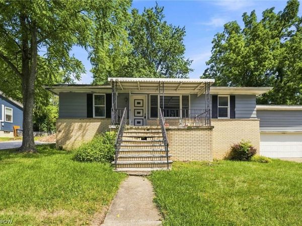 178 Groveland Street , Oberlin, OH 44074
