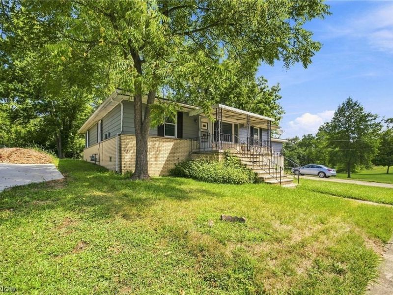 178 Groveland Street, Oberlin, OH 44074 Photo 2
