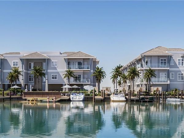 1624 Gulf Shore BLVD N, Unit PH 203/303, NAPLES, FL 34102