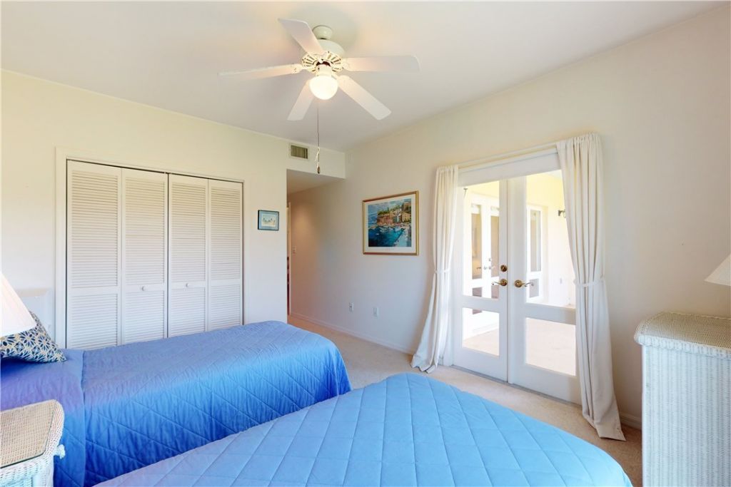5030 Harmony Circle, Unit 204, Vero Beach, FL 32967 Photo