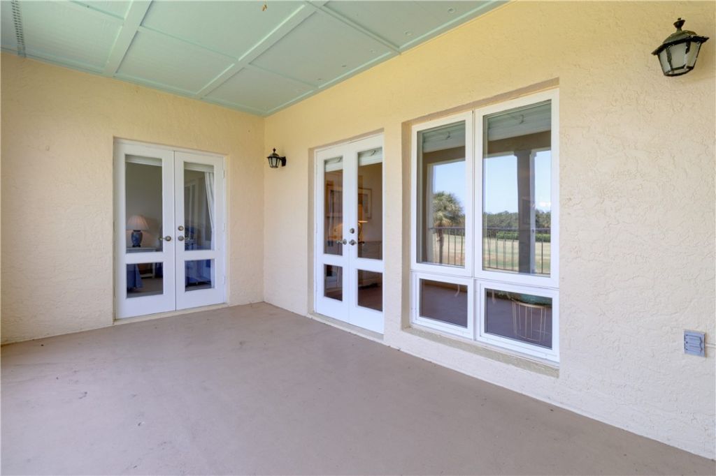 5030 Harmony Circle, Unit 204, Vero Beach, FL 32967 Photo