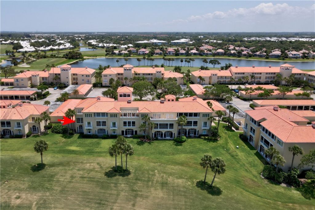 5030 Harmony Circle, Unit 204, Vero Beach, FL 32967 Photo