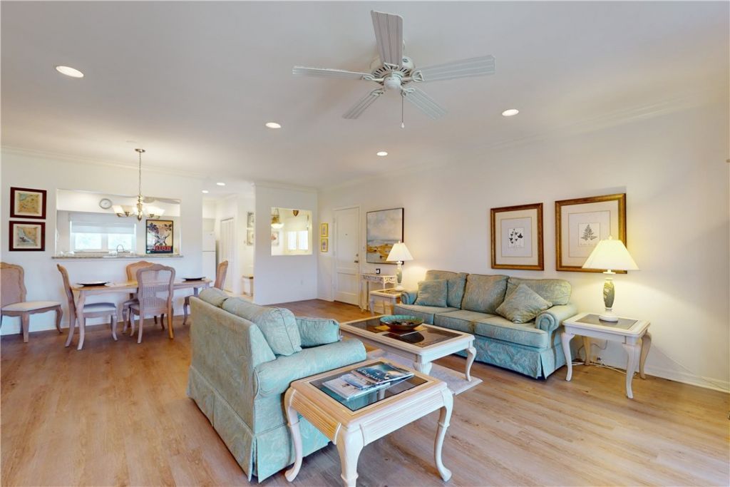 5030 Harmony Circle, Unit 204, Vero Beach, FL 32967 Photo