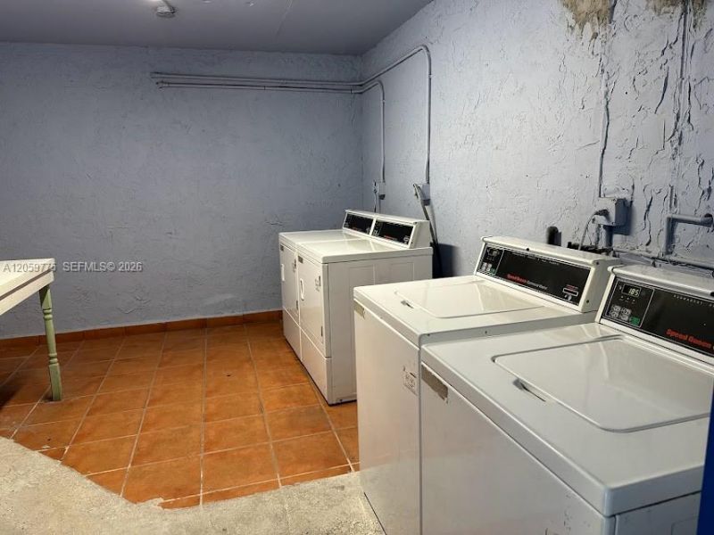 9460 Fontainebleau Blvd, Unit 129, Miami, FL 33172 Photo