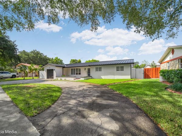 10316 SW 50th St, Cooper City, FL 33328