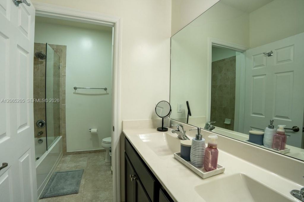 6943 Halton Park Ln, Coconut Creek, FL 33073 Photo