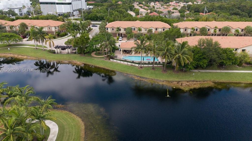 6943 Halton Park Ln, Coconut Creek, FL 33073 Photo