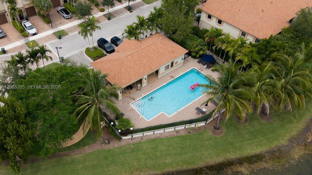 6943 Halton Park Ln, Coconut Creek, FL 33073 Photo